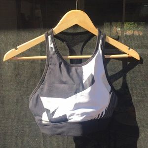 Lucy sports bra